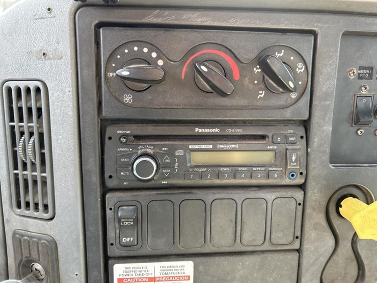 international-4000-image-104