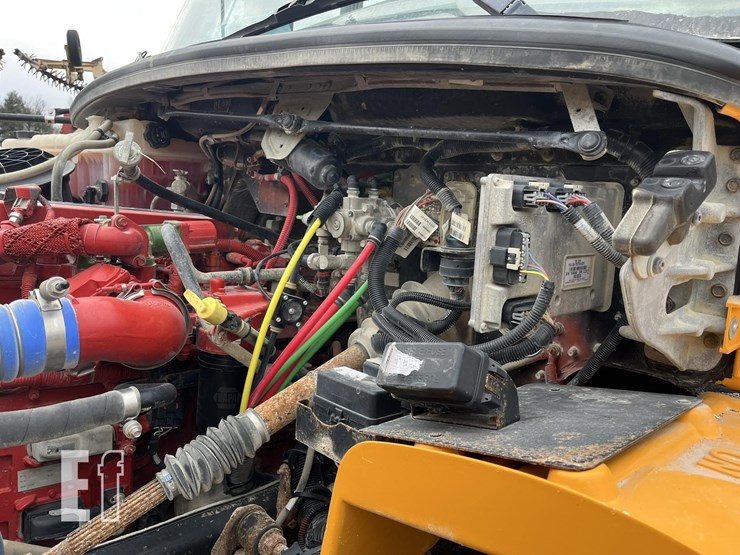 2015-thomas-saf-t-liner-c2-image-2