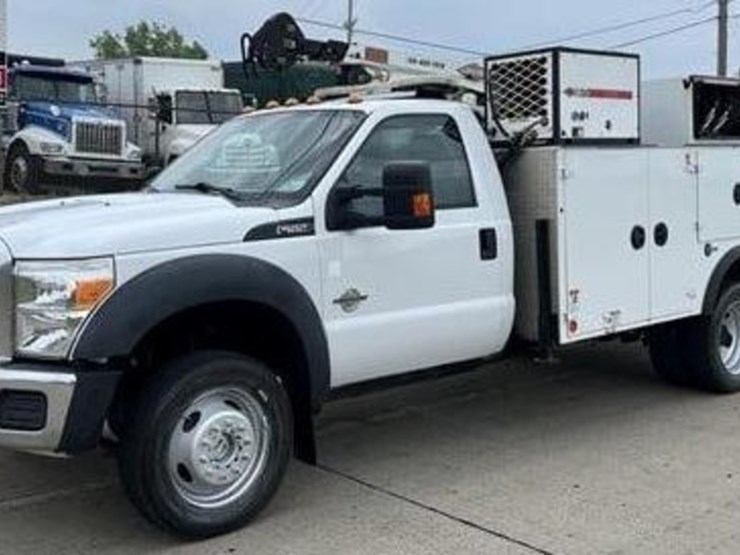 2015-ford-f550-xl-image-7