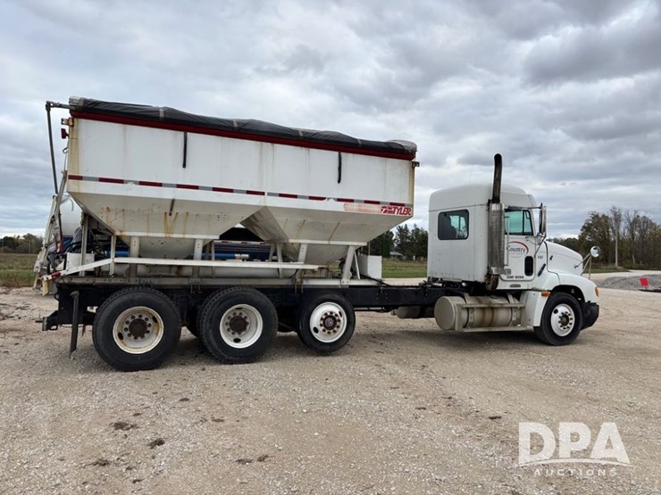 freightliner-fld112-image-6