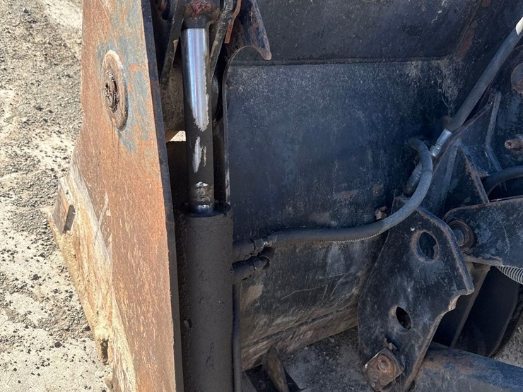 1999-caterpillar-416c-image-23