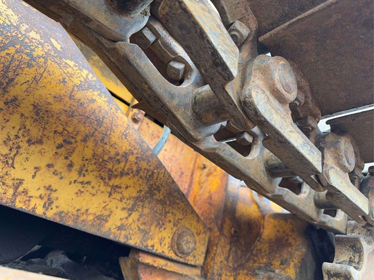 1976-deere-450c-image-7