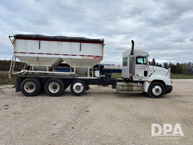 freightliner-fld112-image-5