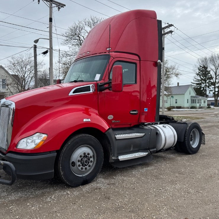 2021 KENWORTH T680