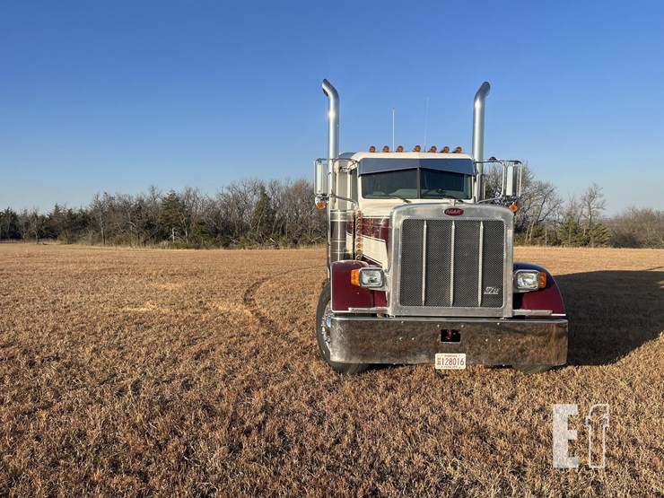 2007-peterbilt-379-image-9