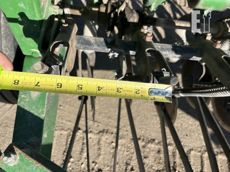 john-deere-8200-image-14