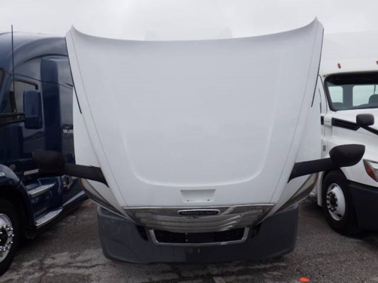 freightliner-cascadia-126-image-24