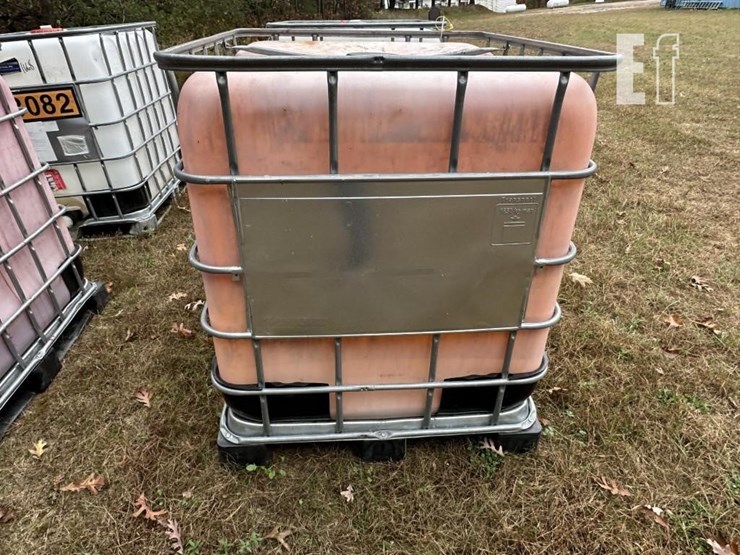 275-gallon-water-tank-image-3