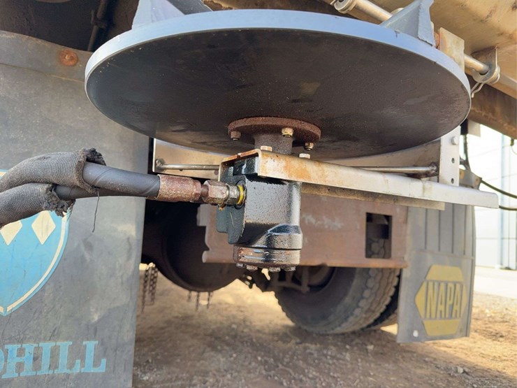 2013-international-workstar-7400-image-16