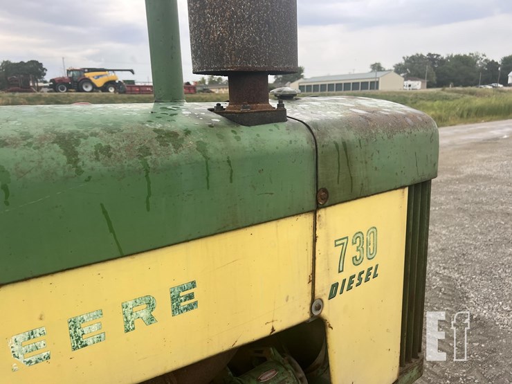 john-deere-730-image-11