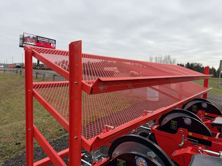 2021-checchi-&-magli-wolf-pro-image-31