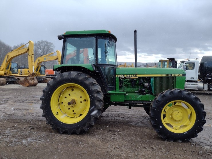 john-deere-2950-image-3