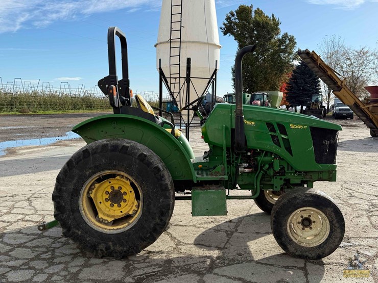 john-deere-5045e-image-6