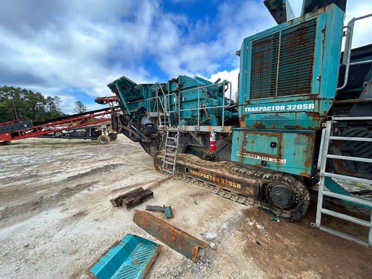 2016-powerscreen-trakpactor-320sr-image-15