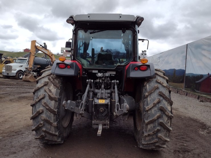 massey-ferguson-6713-image-4