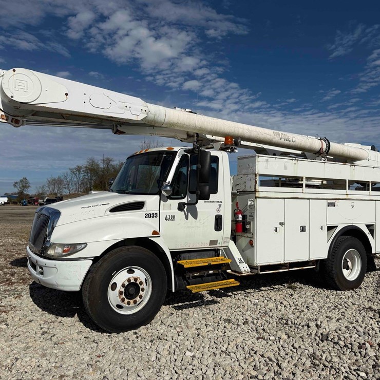 INTERNATIONAL DURASTAR 4300