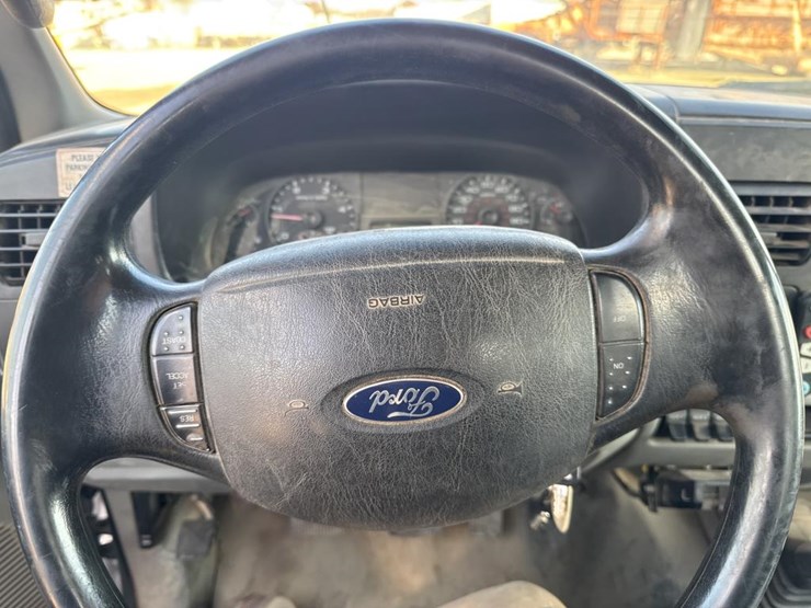 2006-ford-f550-image-72