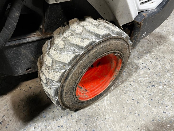 2021-bobcat-l23-image-14