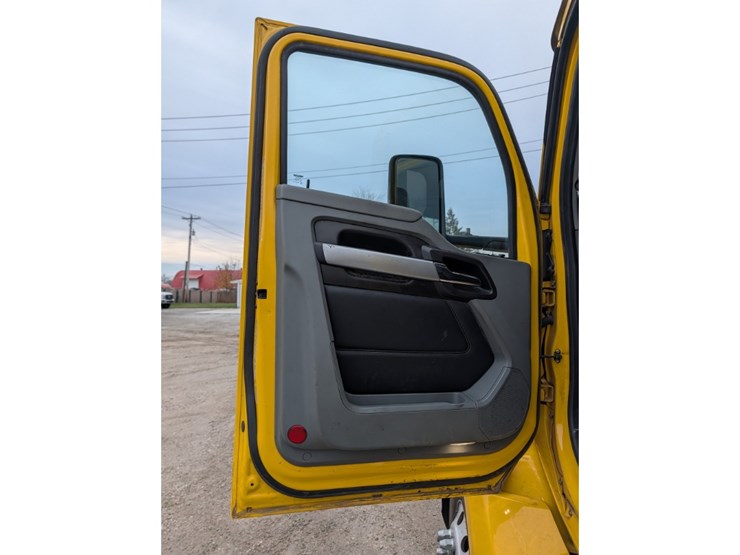 2020-kenworth-t880-image-20