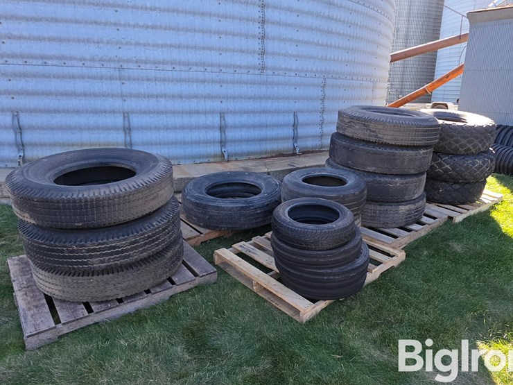 used-implement-&-vehicle-tires-image-3