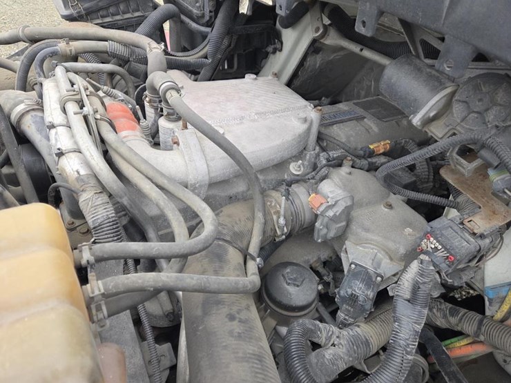 2011-international-durastar-4400-image-59