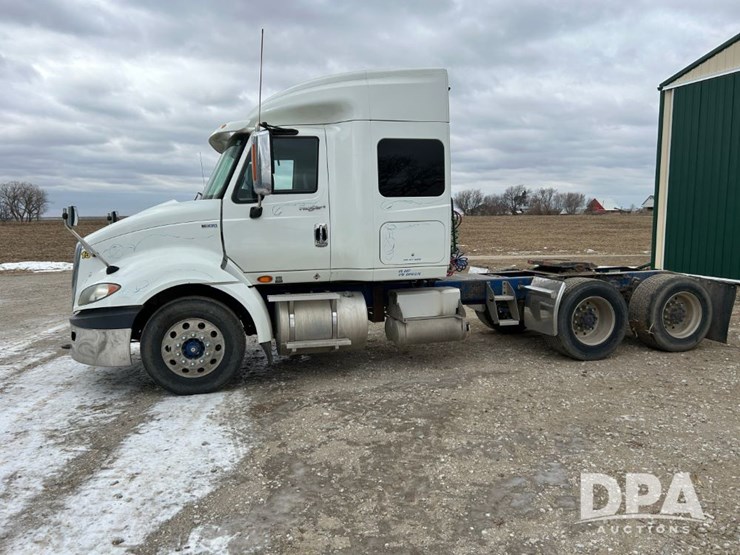 international-prostar-image-1