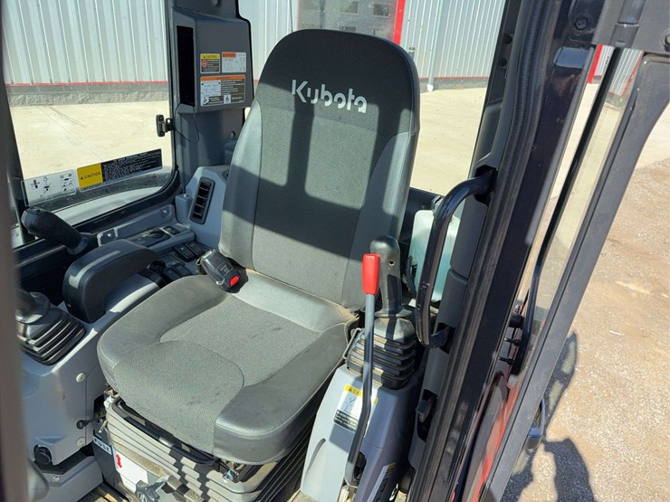 2022-kubota-kx040-4-image-36
