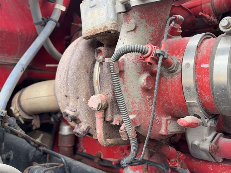 2018-peterbilt-579-image-23