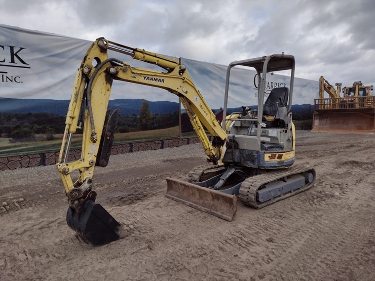 yanmar-vio35-image-44