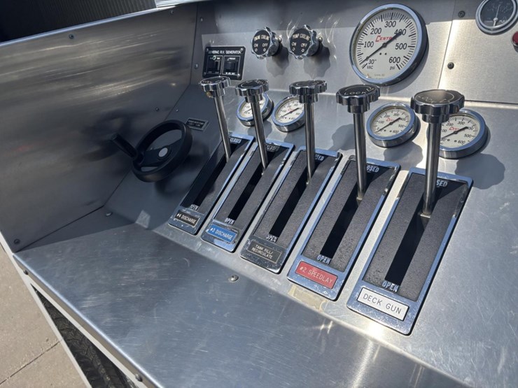 freightliner-fl80-image-23