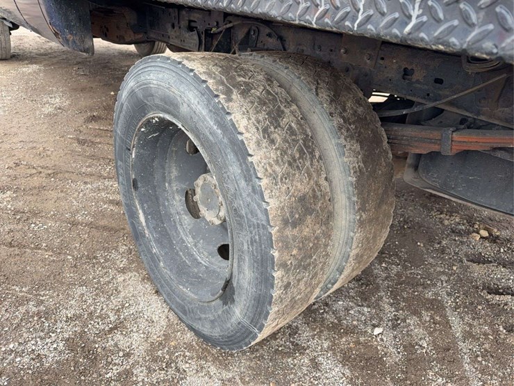 2004-ford-f450-image-5