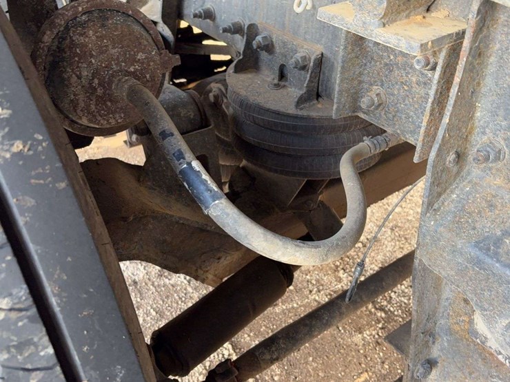 2017-kenworth-t880-image-10