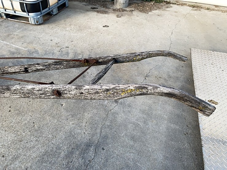 j.-f.-leury-&-sons-walking-plow-image-9