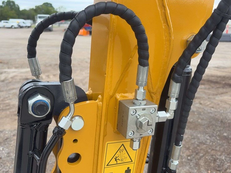 sdlanch-sdle20-mini-excavator-image-10