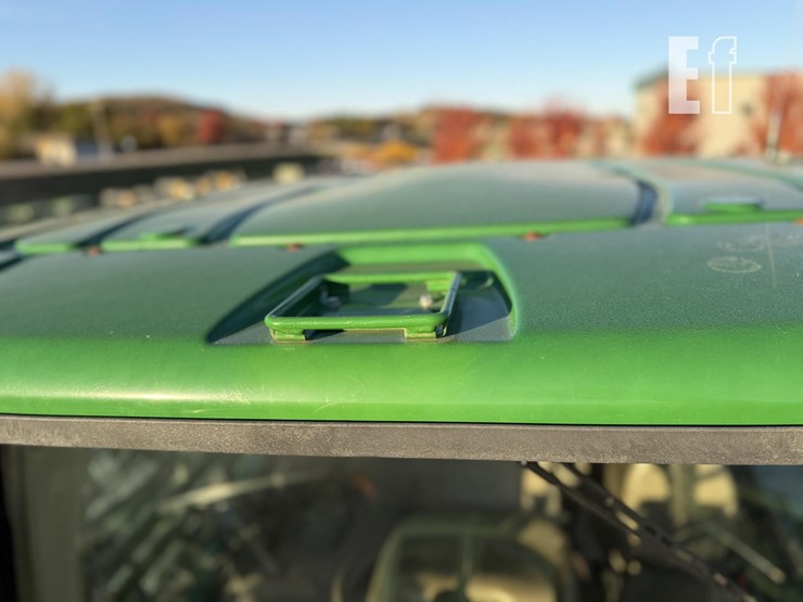 john-deere-r4038-image-27