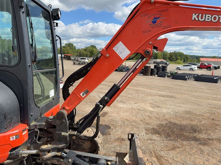 kubota-kx033-4-image-29