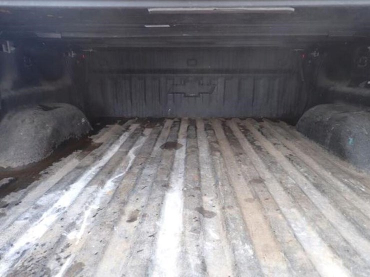 chevrolet-silverado-1500-image-75