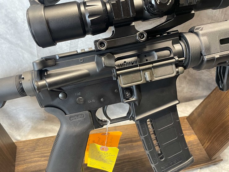 #2298-•-original-dpms-a-15-556-nato-semi-auto-rifle,-sn:-ffh275417-image-12