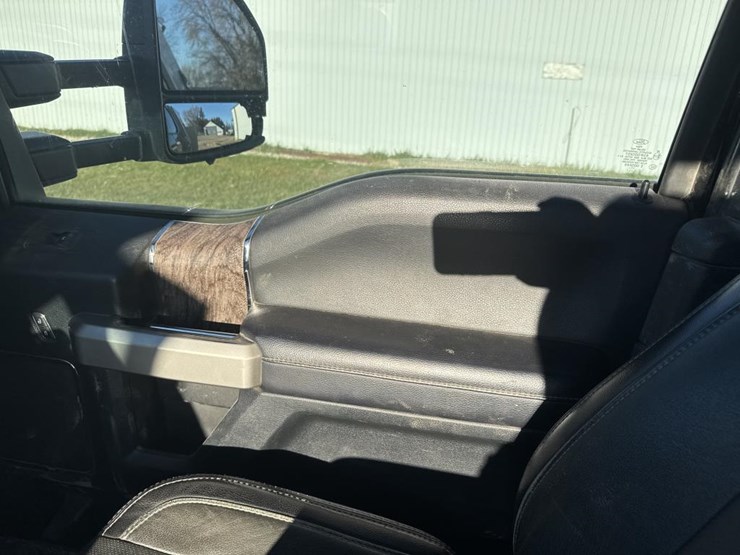 2018-ford-f450-image-35