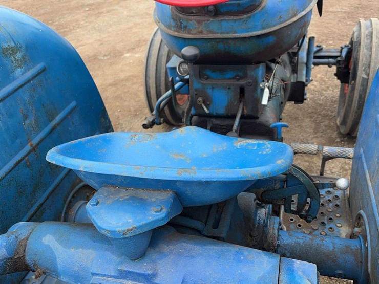 ford-tractor-image-34