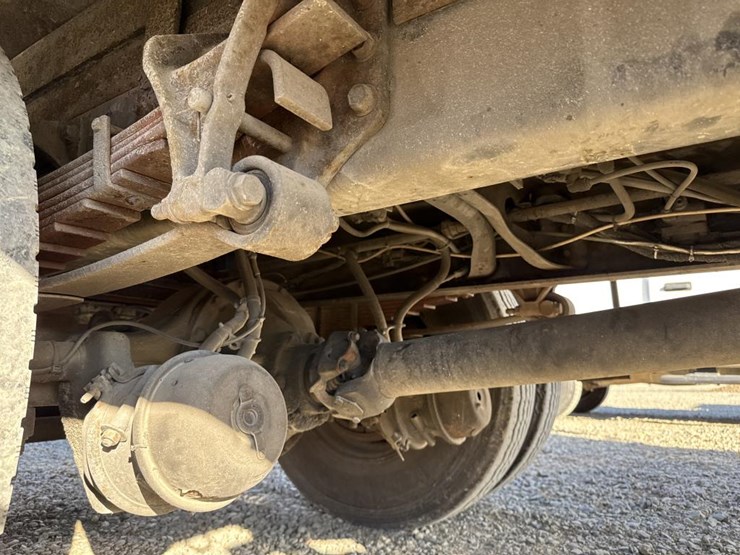 2005-international-durastar-4300-image-50