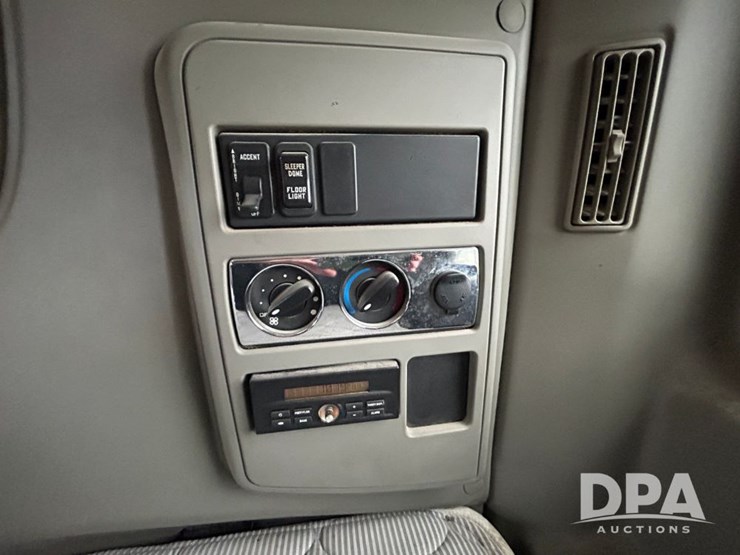 international-prostar-image-81