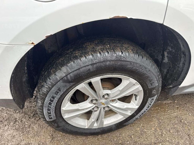 2015-chevrolet-equinox-image-13