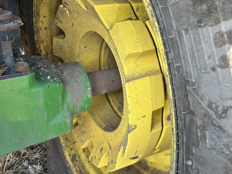 2013-john-deere-6170r-image-19