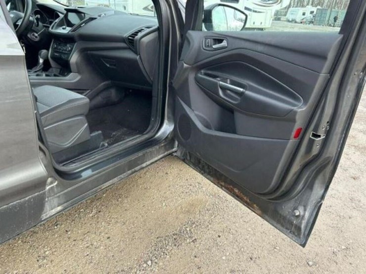 ford-escape-image-33