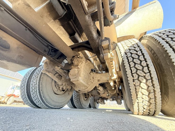 ford-ltl9000-image-46