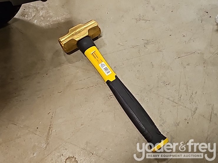 wheel-barrow,-machete-(2-of),-3lb-brass-hammer,-seep-hose,-adjustable-multi-tool-hanger,-black-&-decker-40v-weed-wacker,-trexeen-hedger-image-13