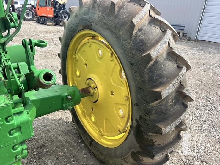 john-deere-630-image-34