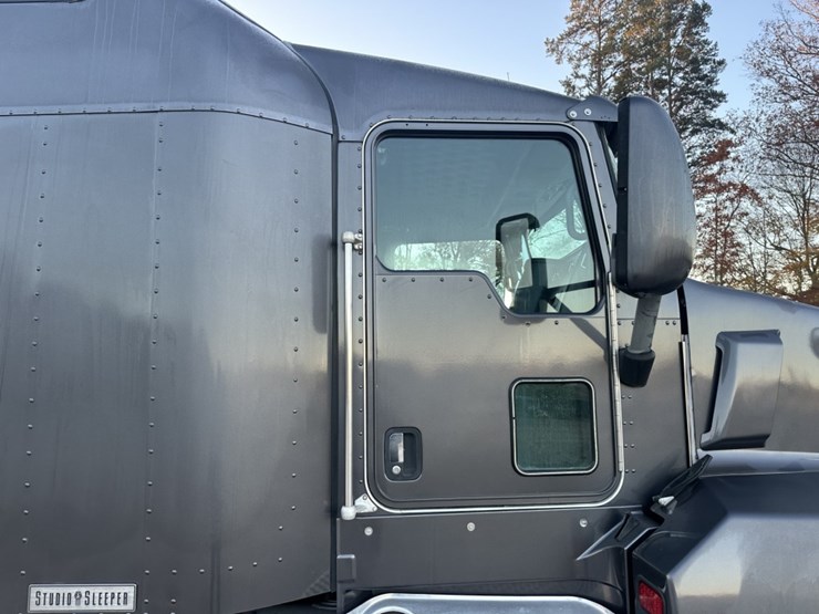 2006-kenworth-t600b-image-23