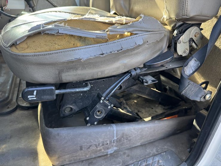 2002-vactor-2100-image-80